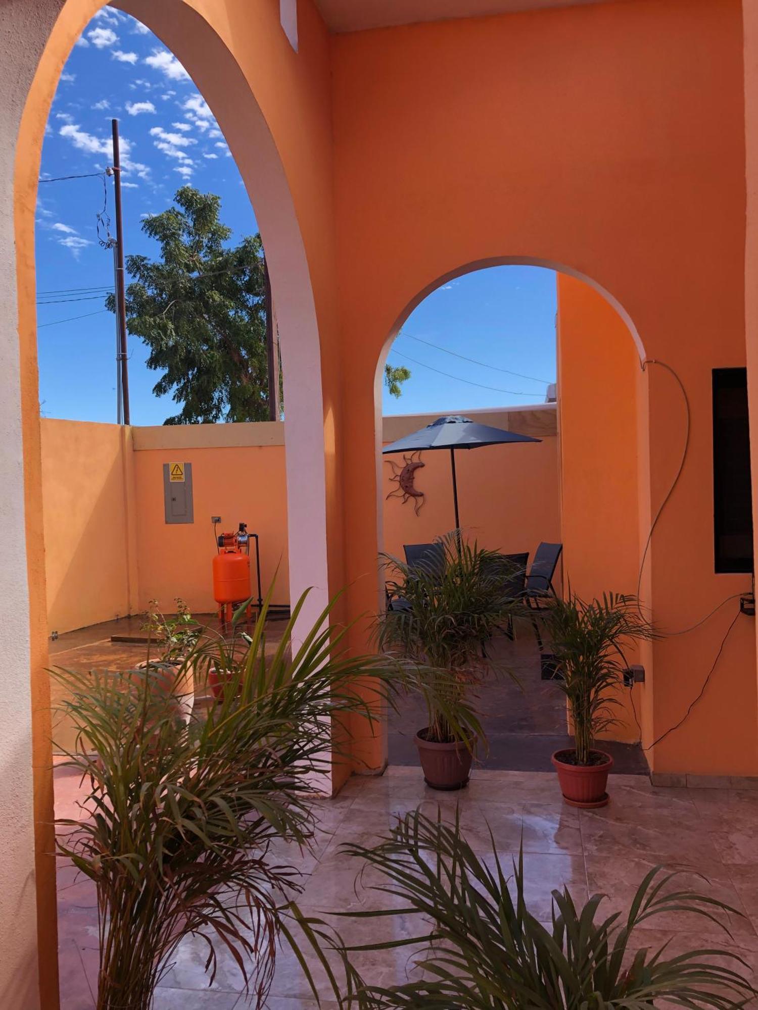 Tres Iguanas Apart Hotel - New, Cozy & Spacious Flats, Short Walk To Beach Loreto  Exteriör bild