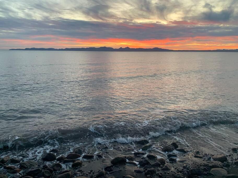 Tres Iguanas Apart Hotel - New, Cozy & Spacious Flats, Short Walk To Beach Loreto  Exteriör bild